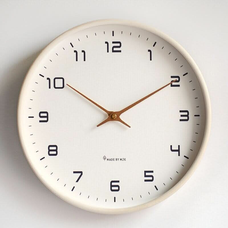 Wanduhr – Skandinavisch, Holz, lautlose Bewegung