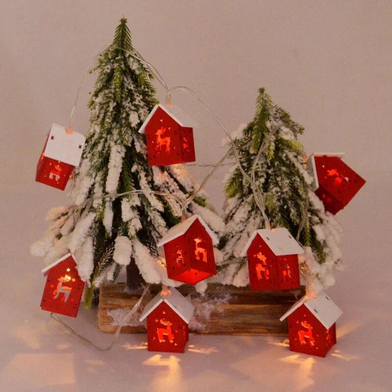 Weihnachtshaus – handgefertigt aus Holz